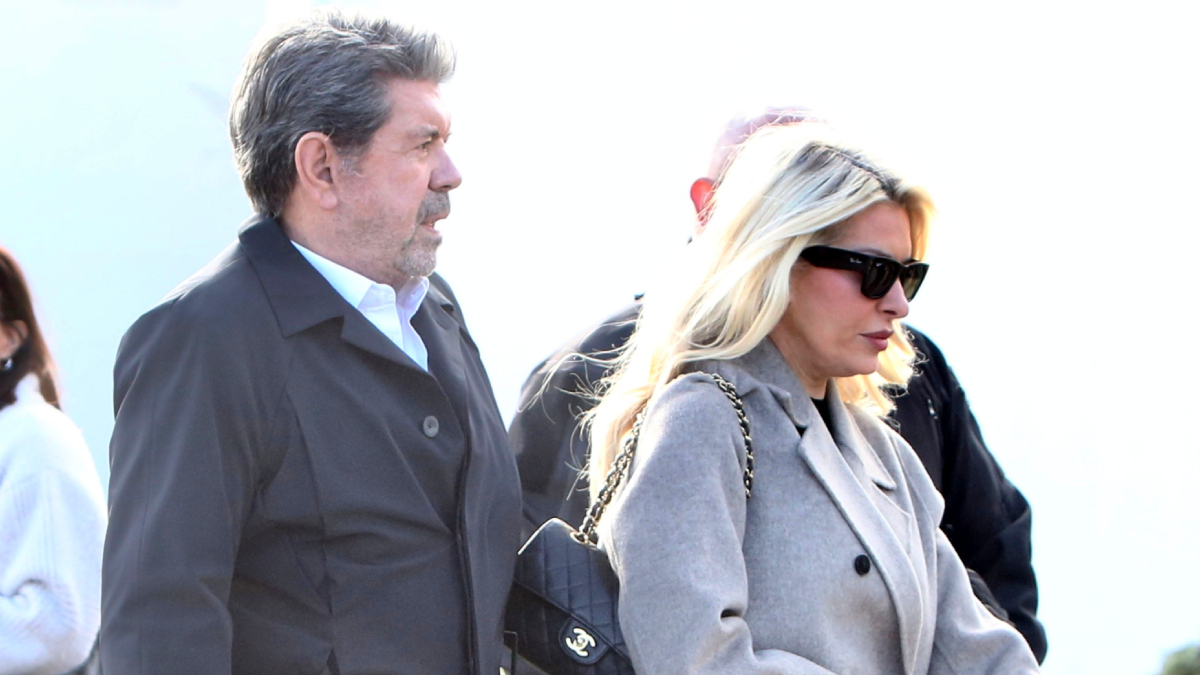 Ελένη Μενεγάκη, Γιάννης Λάτσιος