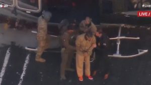 Νικολάς Μαδούρο: Μεταφέρθηκαν με τη σύζυγό του σε δικαστήριο του Μανχάταν (Βίντεο)