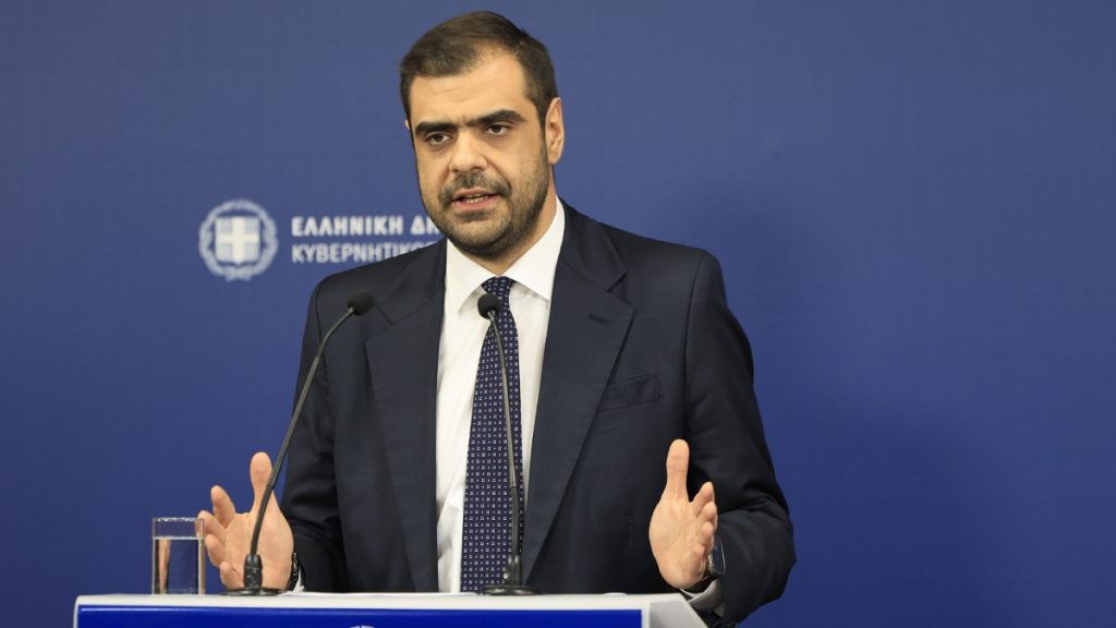 Μαρινάκης: “Σε εξέλιξη η προανακριτική διαδικασία για την τραγωδία στα Τρίκαλα – Από τις εκλογές του 2027 η επιστολική ψήφος”