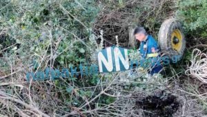 Κουτσοχέρι Μεσολογγίου: Τρακτέρ ανετράπη και έπεσε σε ρέμα – Χωρίς τις αισθήσεις του ο οδηγός (Βίντεο)