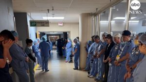 Μινεάπολη: Συγκλονίζουν οι συνάδελφοι του Άλεξ Πρέτι που δολοφονήθηκε από πράκτορες της ICE – Κράτησαν ενός λεπτού σιγή (εικόνα)