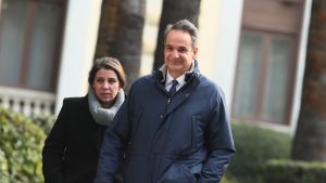 Με καθυστέρηση το ταξίδι Μητσοτάκη στο Νταβός λόγω κακοκαιρίας