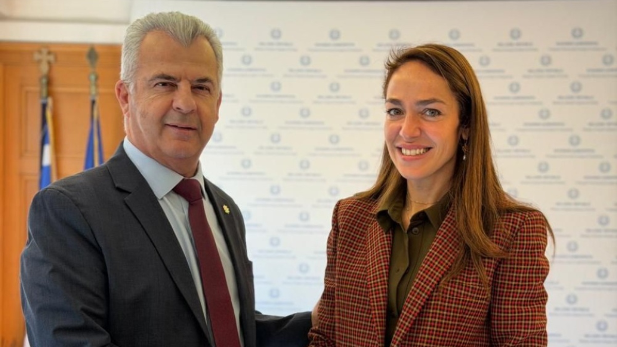 Συνάντηση Μιχαηλίδου με τον Κύπριο υπουργό Δικαιοσύνης – Στο επίκεντρο η ισότητα, η έμφυλη βία και η κοινωνική επανένταξη