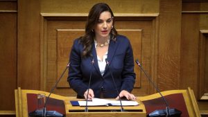 Κεφαλογιάννη: “Ψήφισα τη ρύθμιση για τα παιδιά μαζί με άλλους 179 – Έκανα χρήση γιατί αντιμετωπίζω δύσκολη πραγματικότητα”