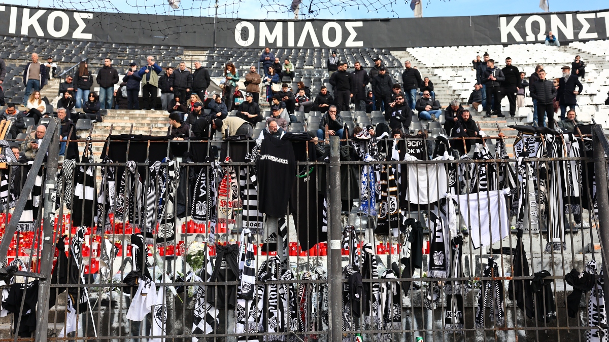 Πατήρ Χρήστος Μήτσιος: «Είναι δικά μας παιδιά – Κλαίμε όλοι» είπε για το δυστύχημα με τους οπαδούς του ΠΑΟΚ