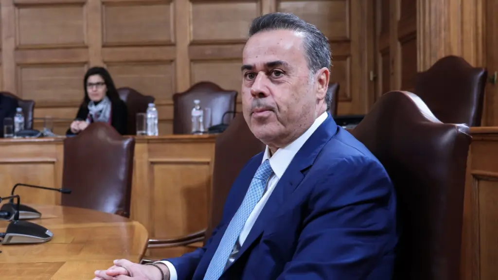Παπασταύρου: “Τα 10+1 οφέλη της χώρας μας από τις Συμβάσεις με την Κοινοπραξία Chevron και HELLENiQ Energy”