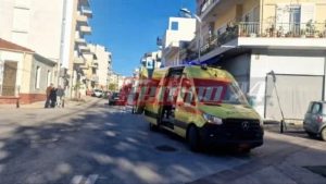 Πάτρα: Αυτοκίνητο παρέσυρε και εκσφενδόνισε μηχανάκι – Δυο τραυματίες (Φωτογραφίες)