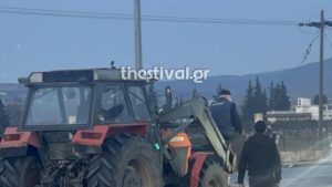 Αγρότες: Αποχώρησαν μετά από 45 ημέρες από το μπλόκο στα Πράσινα Φανάρια – Ανοίγει ο δρόμος για το αεροδόμιο (Βίντεο)