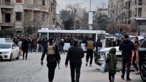 Συρία: Απομακρύνθηκαν περισσότεροι από 400 Κούρδοι μαχητές από το Χαλέπι – Συνελήφθησαν 300