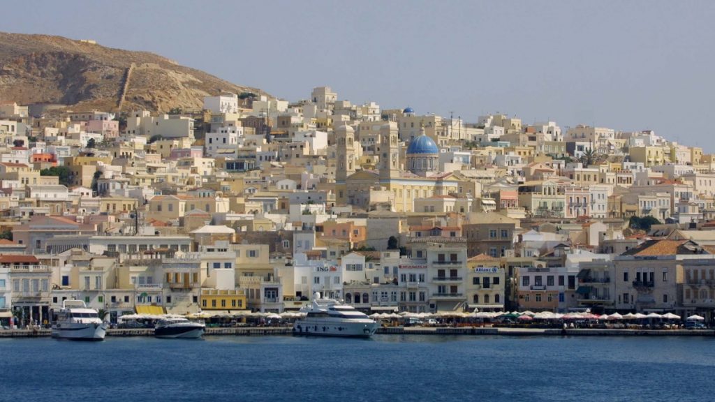 Σύρος: Εντοπίστηκε σορός γυναίκας στο λιμάνι της Ερμούπολης