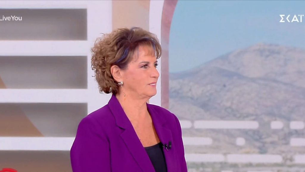 Χριστίνα Σούζη: Εμφανίστηκε στο στούντιο με μπλε ανταύγειες – Το νέο hair look της μετεωρολόγου