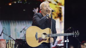 Στέλιος Ρόκκος: «Άνδρας είναι αυτός που το δοκίμασε και δεν του άρεσε – Με την εκκλησία έχω τραγική σχέση»