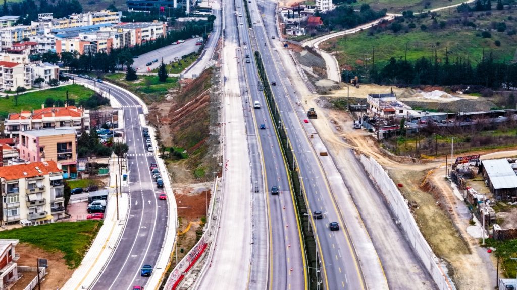 Άνοιξε ξανά η περιφερειακή οδός Θεσσαλονίκης μετά τις εργασίες για το Fly Over