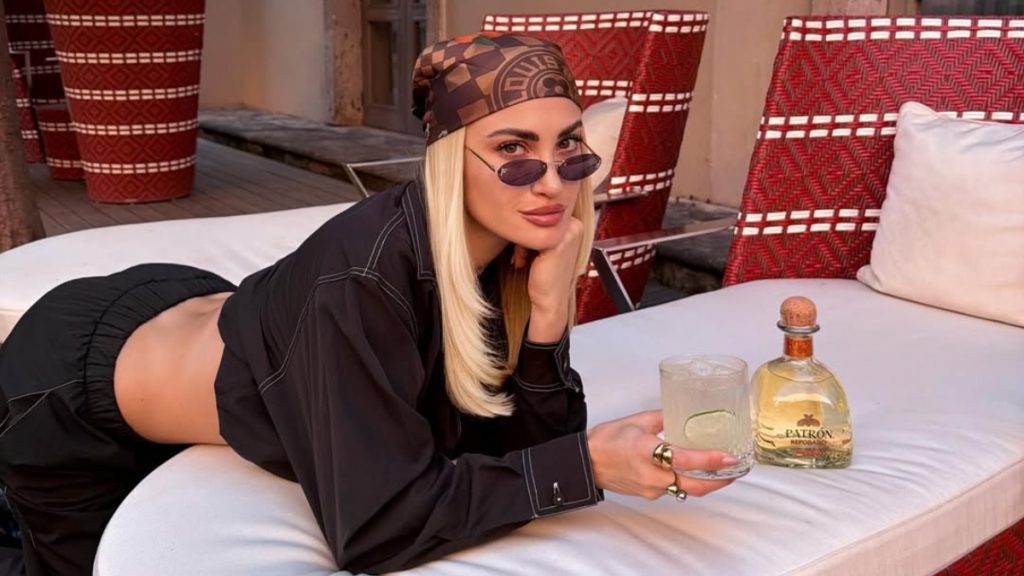 Ιωάννα Τούνη για τη μητέρα της που έχει φύγει από τη ζωή: «Είναι χαρμολύπη αυτό που νιώθω, κλαίω μόνη μου»