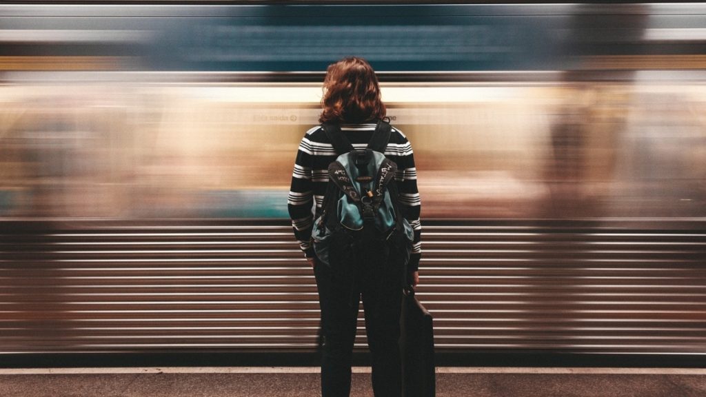 Ευρωπαϊκή Επιτροπή: Πάνω από 40.000 νέοι ταξιδεύουν δωρεάν με το DiscoverEU