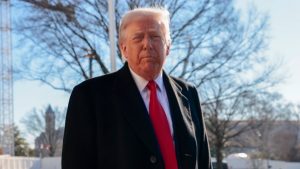 Επιμένει ο Τραμπ: “Η Γροιλανδία πρέπει να είναι υπό τον έλεγχο των ΗΠΑ, τίποτα λιγότερο δεν είναι αποδεκτό”