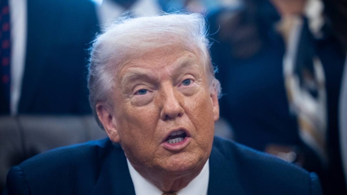 Τραμπ: “Ο Πούτιν είναι έτοιμος να κάνει συμφωνία – Η Ουκρανία φαίνεται λιγότερο πρόθυμη”