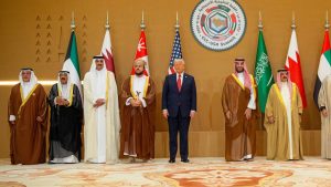 Πώς οι χώρες του Κόλπου κατάφεραν να πείσουν τον Τραμπ να δώσει άλλη μία ευκαρία στο Ιράν και πώς ωφελείται το Ισραήλ