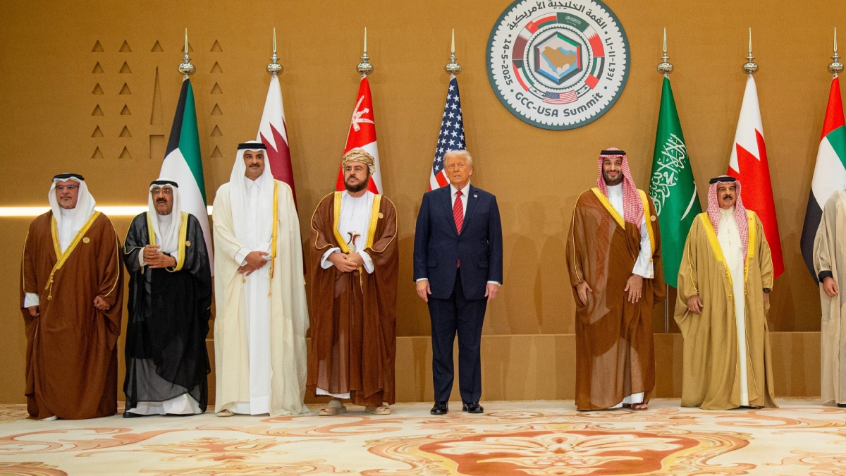 Πώς οι χώρες του Κόλπου κατάφεραν να πείσουν τον Τραμπ να δώσει άλλη μία ευκαρία στο Ιράν και πώς ωφελείται το Ισραήλ