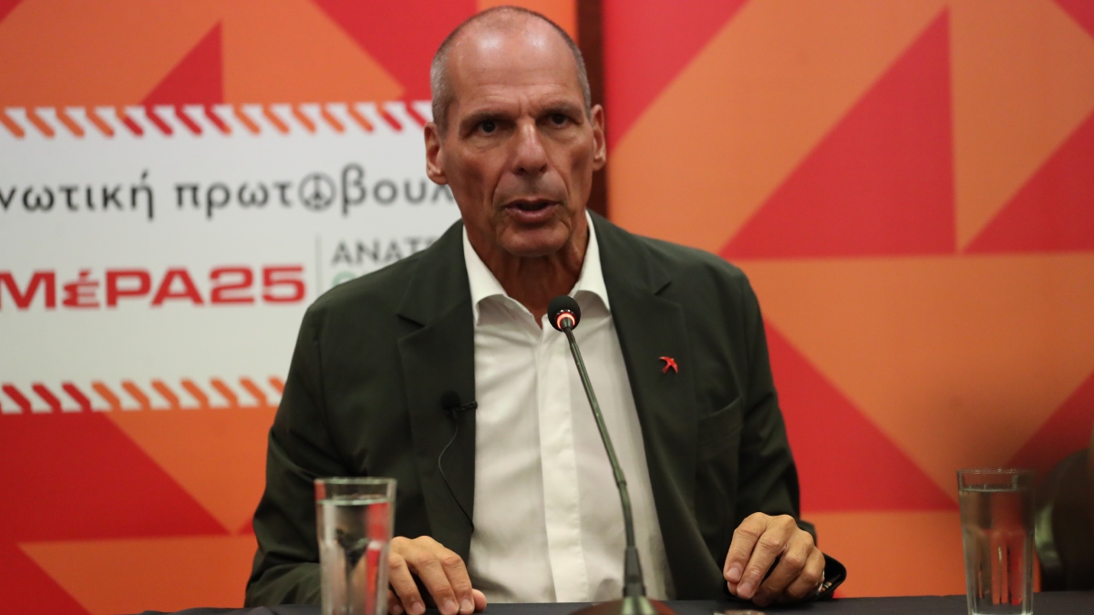 Βαρουφάκης: “Έχω πάρει ecstasy και ήταν καταπληκτική εμπειρία – Βρίσκω ευχάριστο το χόρτο αλλά δεν μου δίνει κανείς” (βίντεο)