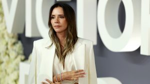 Βικτόρια Μπέκαμ: Τιμήθηκε από την υπουργό Πολιτισμού της Γαλλίας – Στο πλευρό της η οικογένειά της