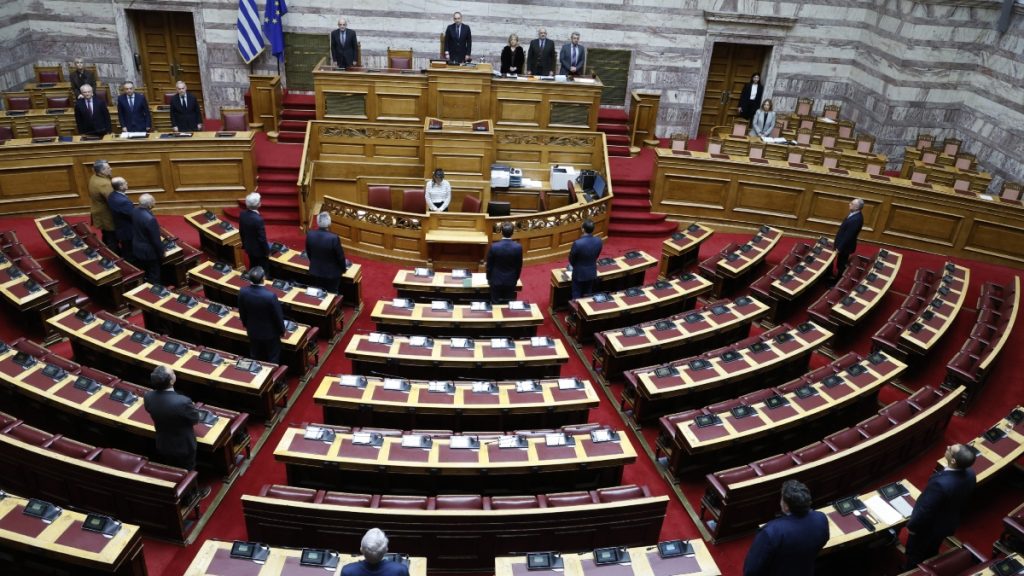 Ίμια: Η Βουλή τίμησε την μνήμη των πεσόντων – “Να ανοίξει ο φάκελος” ζητά η Ζωή Κωνσταντοπούλου