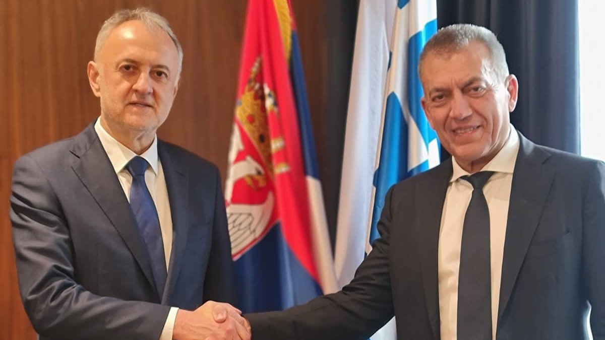 Στο Βελιγράδι ο Βρούτσης για την Εθνική υδατοσφαίρισης Ανδρών και τη διμερή συνεργασία