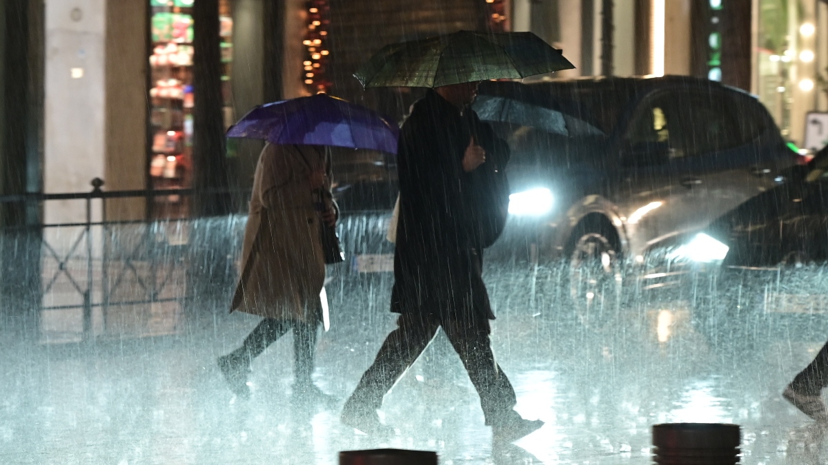 Κακοκαιρία: Οι 7 περιοχές που θα εκδηλωθούν ακραία καιρικά φαινόμενα – Κλειστά τα σχολεία αύριο στην Αττική (Χάρτες)