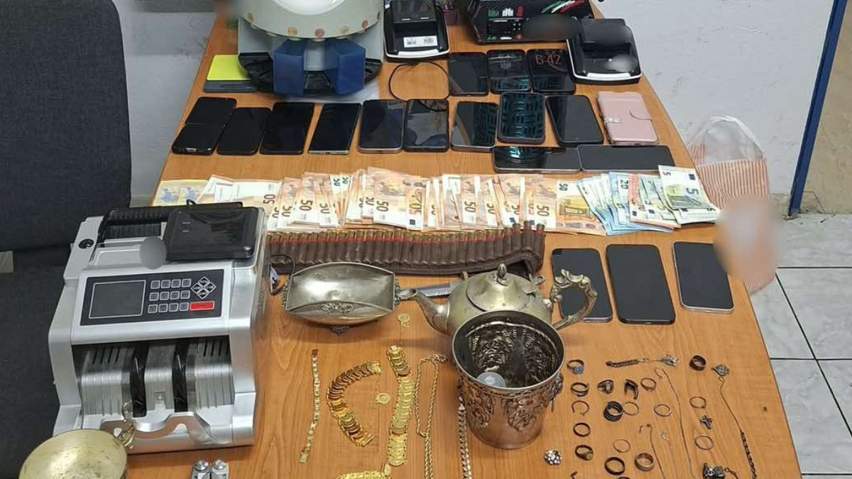 Ζεφύρι: Εντοπίστηκε παράνομο χυτήριο μετάλλων όπου έλιωναν κλοπιμαία – Έξι συλλήψεις (Εικόνες)