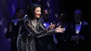 Ζωζώ Σαπουντζάκη: Νοσηλεύεται τα τελευταία 24ωρα – Τα νεότερα για την υγείας της