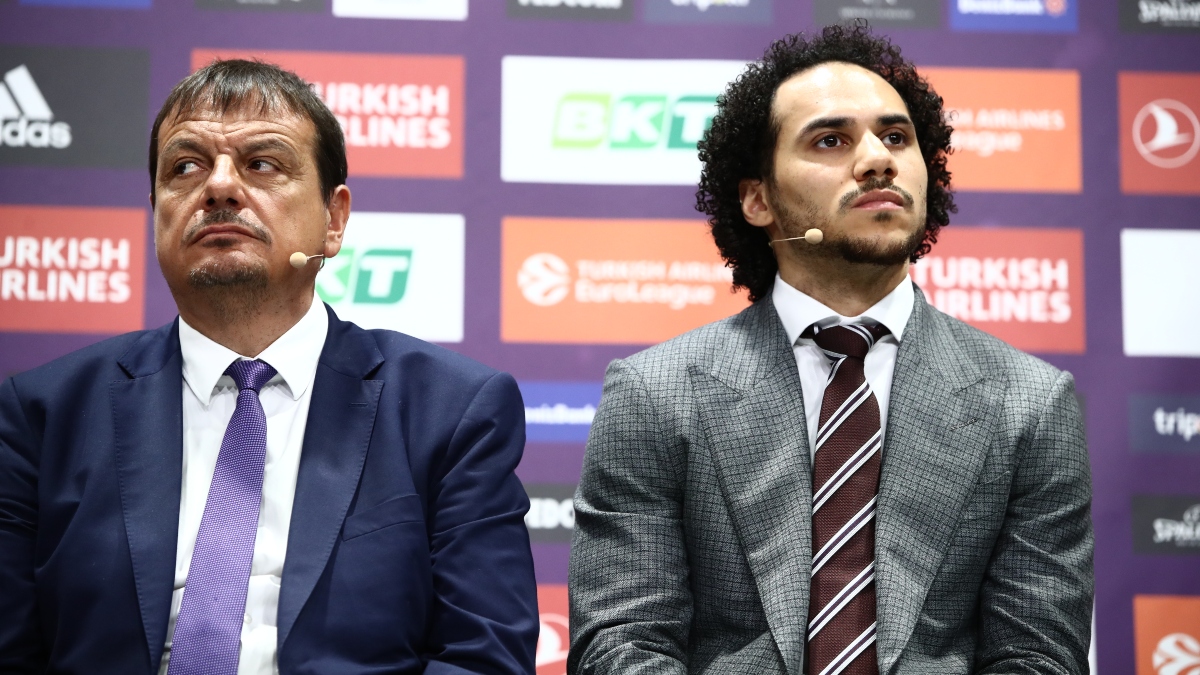 Λάρκιν για Αταμάν: «Πάντα πιέζει τους παίκτες του δημόσια για να τους δοκιμάσει»