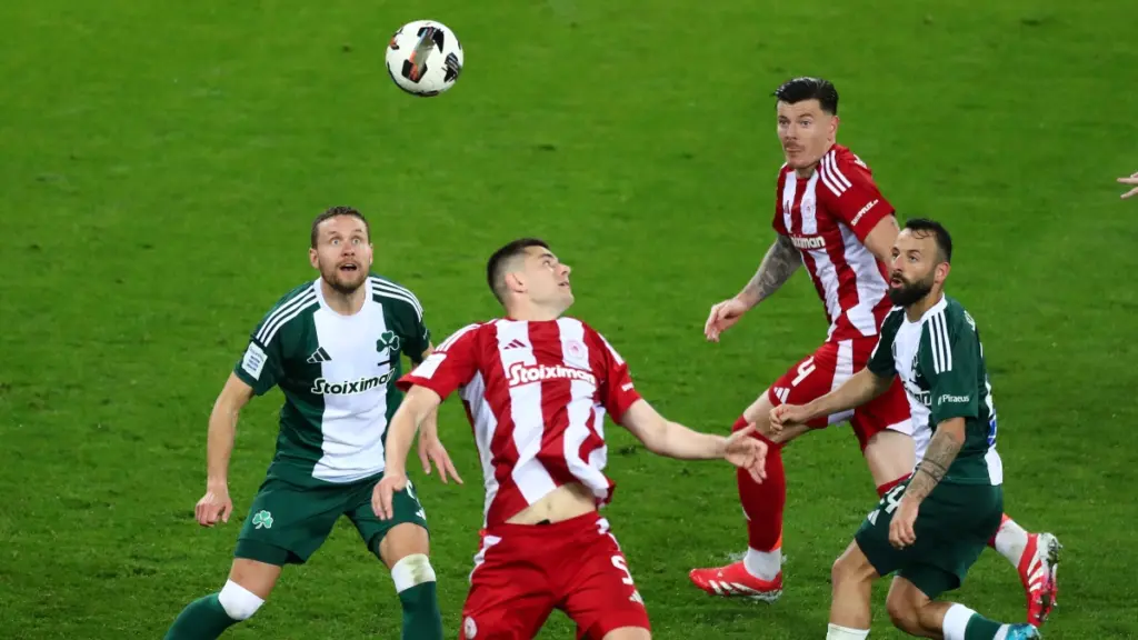 Stoiximan Superleague: Αυτοί θα είναι οι διαιτητές στα Ολυμπιακός – Παναθηναϊκός και Άρης – ΠΑΟΚ