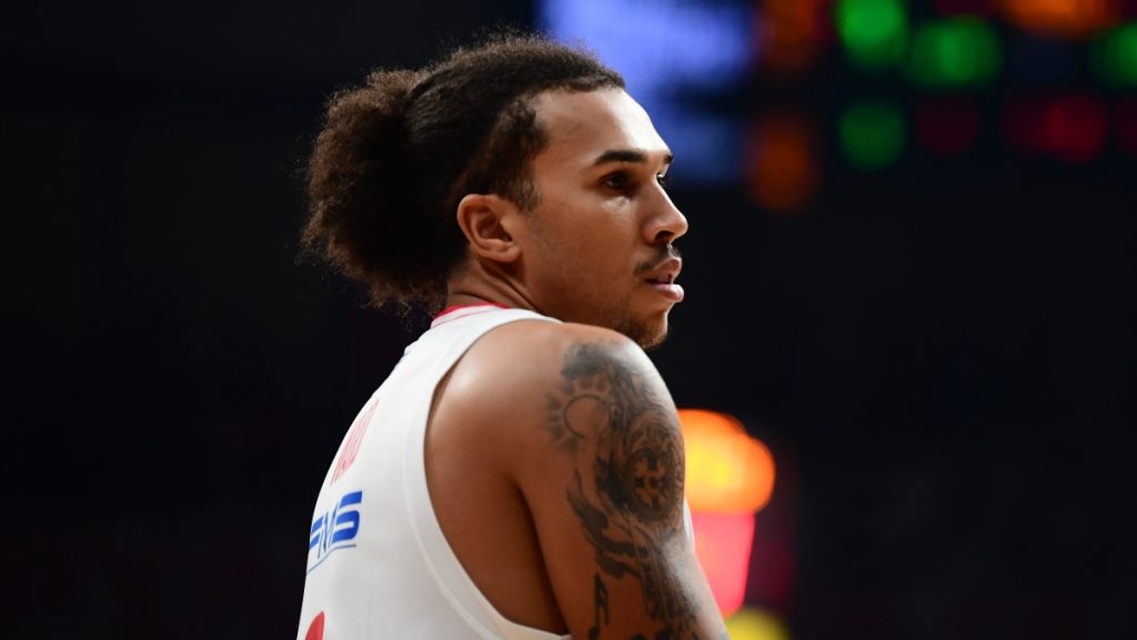 Τάισον Γουόρντ: Έκλεισε τα social media του ο φόργουορντ του Ολυμπιακού