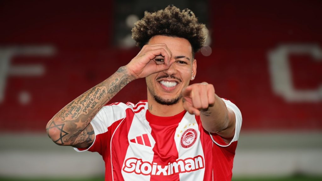 Κλέιτον:«Ευτυχισμένος που υπέγραψα στον Ολυμπιακό, την καλύτερη ομάδα της Ελλάδας»