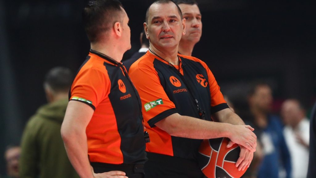 Ζαλγκίρις – Ολυμπιακός: Αυτοί θα είναι οι διαιτητές στο Κάουνας