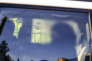 Στην Ευελπίδων ο γνωστός μάνατζερ μετά την  τρελή καταδίωξη στην Κηφισίας – Αρνητικό το αλκοτέστ στο οποίο υποβλήθηκε (εικόνα)