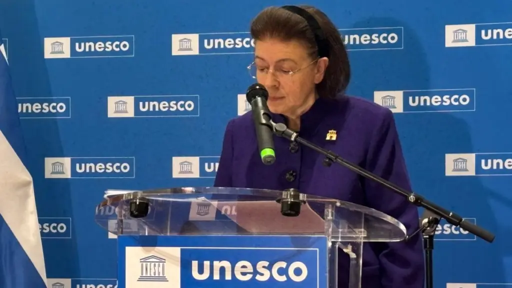 Μενδώνη στην UNESCO: “Η ελληνική γλώσσα θεμέλιο του Πολιτισμού και της Δημοκρατίας”