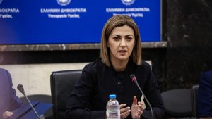 Ειρήνη Αγαπηδάκη: “Τίποτε σοβαρό, λίγη ξεκούραση” – Το “ευχαριστώ” σε γιατρούς και νοσηλεύτριες μετά την αδιαθεσία που αισθάνθηκε στη Βουλή