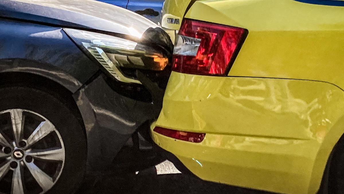 ΕΛΑΣ: 6 νεκροί και 480 τραυματίες σε 433 τροχαία τον Ιανουάριο στην Αττική