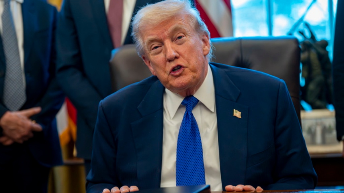 Ο Τραμπ προειδοποιεί ξανά το Ιράν: “Αν δεν κλειστεί συμφωνία, θα γίνουν κακά πράγματα”