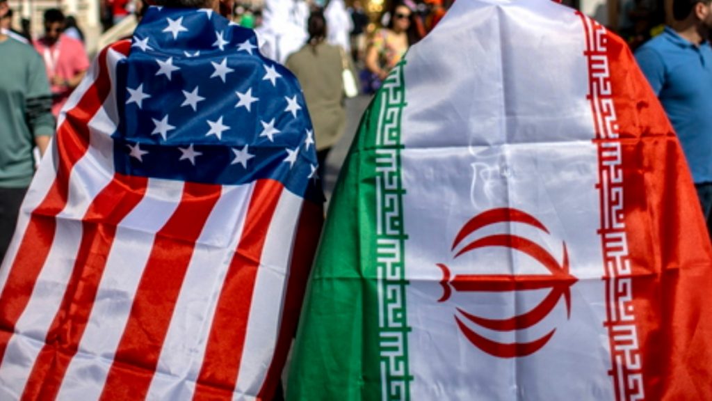 Αύριο στο Ομάν οι συνομιλίες ΗΠΑ-Ιράν για τα πυρηνικά – Τραμπ: “Ο Χαμενεΐ θα πρέπει να ανησυχεί”