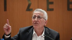 Δεσμεύτηκαν οι λογαριασμοί του Παναγόπουλου της ΓΣΕΕ με εντολή της Αρχής για το Ξέπλυμα – Ελέγχεται για υπεξαίρεση κονδυλίων