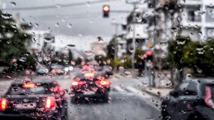 Καιρός σήμερα: Βροχές και τοπικά ισχυρές καταιγίδες σε αρκετές περιοχές – Πού θα χιονίσει