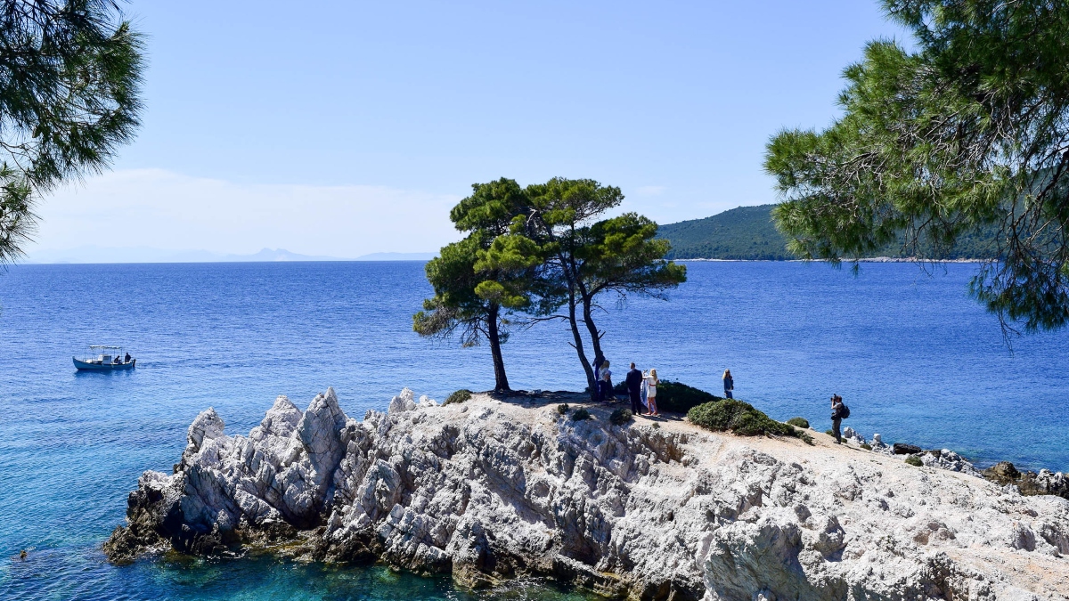 Σκόπελος: 2η μεταξύ των 13 κορυφαίων προορισμών του κόσμου για “slow travel”ω