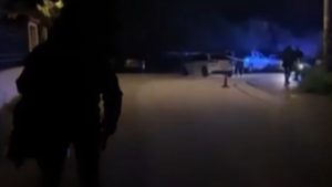 Στον εισαγγελέα ο Χρήστος Μαυρίκης μετά τη σύλληψη για τους πυροβολισμούς – Τον βρήκαν κρυμμένο σε θάμνους