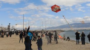 Βοριάδες και ψύχρα το τριήμερο της Καθαράς Δευτέρας – Με τι καιρό θα πετάξουμε χαρταετό