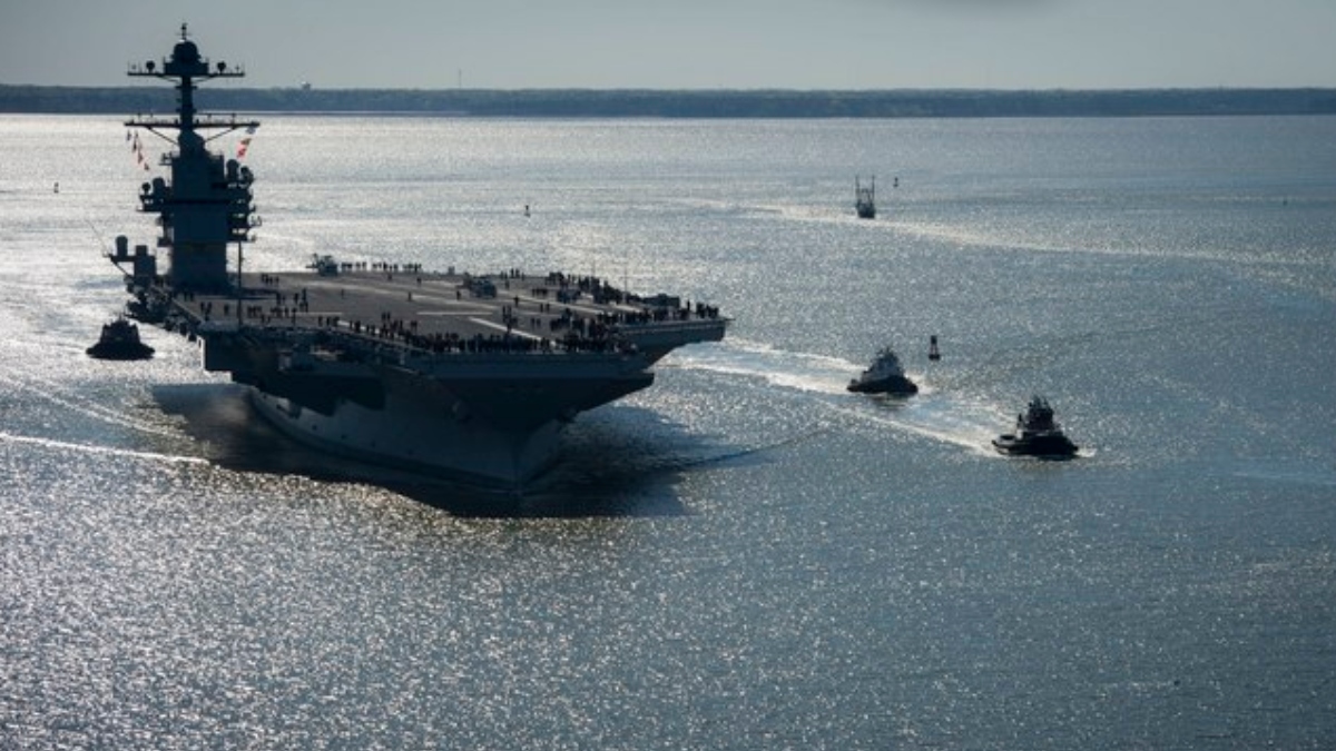 Έτοιμος να δώσει την εντολή για μεγάλο χτύπημα στο Ιράν ο Τραμπ – Συγκεντρώνουν δύναμη πυρός στη Μέση Ανατολή οι ΗΠΑ