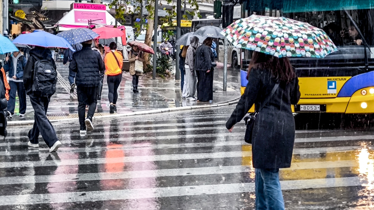 Πορτοκαλί προειδοποίηση από την ΕΜΥ για καταιγίδες και θυελλώδεις ανέμους – Στο επίκεντρο και η Αττική
