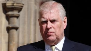 Σκάνδαλο Έπσταϊν: Τι σημαίνει στην πράξη η σύλληψη του Άντριου – “Εφιάλτης για τον βασιλιά Κάρολο”