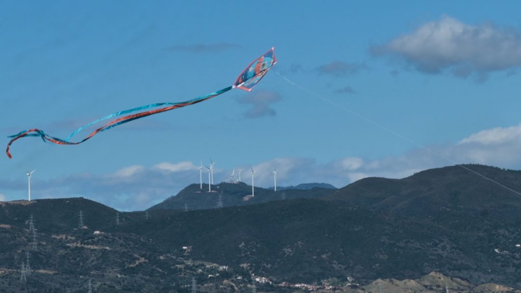 Καθαρά Δευτέρα 2026: Οι οδηγίες του ΔΕΔΔΗΕ για το πέταγμα του χαρταετού – Τι κάνουμε αν μπλεχτεί σε καλώδια